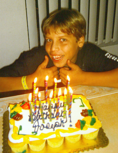 РОдственники шутили, что ШВАРЦЕНЕГГЕР - отец Джозева, не подозревая, что это правда. Фото: All Over Press