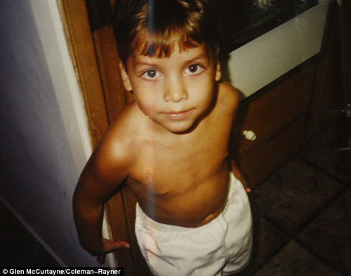 Джозеф - сын ШВАРЦЕНЕГГЕРА и БАЕНЫ. Фото: Daily Mail.