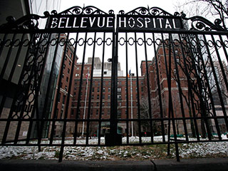 В отеле Нью-Йорка 20-летний жиголо кастрировал и убил любовника-журналиста, когда ему надоело притворяться геем