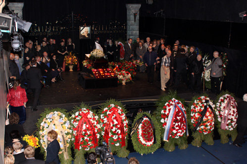 Михаил Ефремов простился с дедом